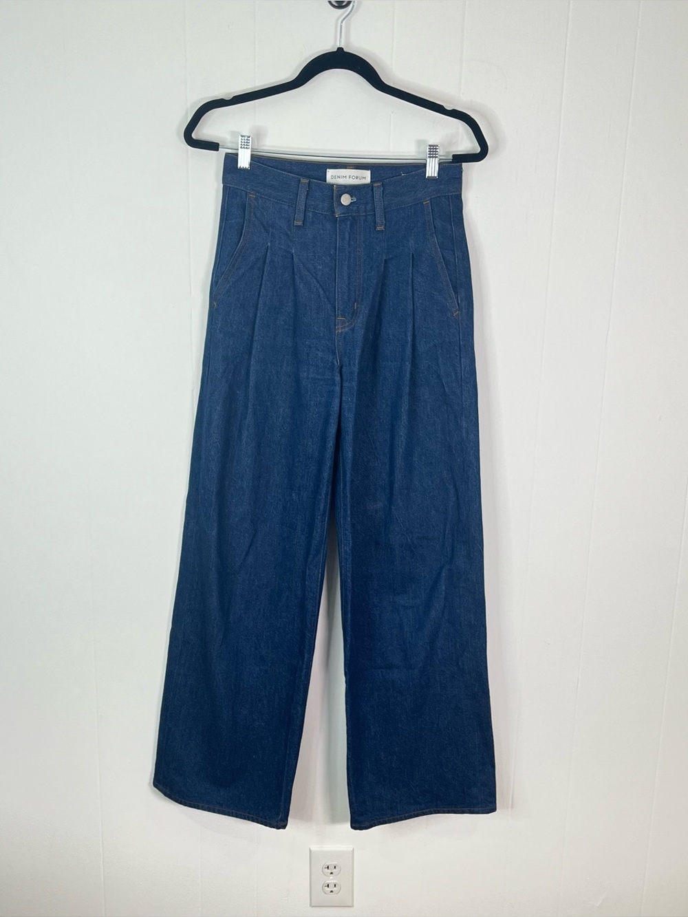 Denim Forum Aritzia Belinda High Rise Wide Leg Jeans 26 30L Indigo